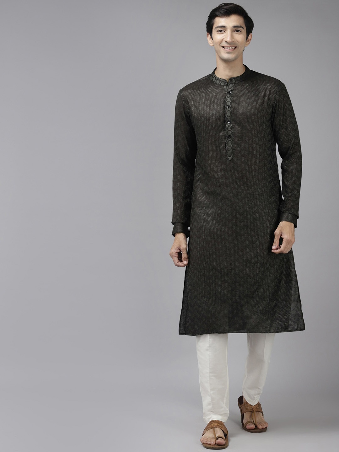 

See Designs Men Woven Design Mandarin Collar Kurta, Olive