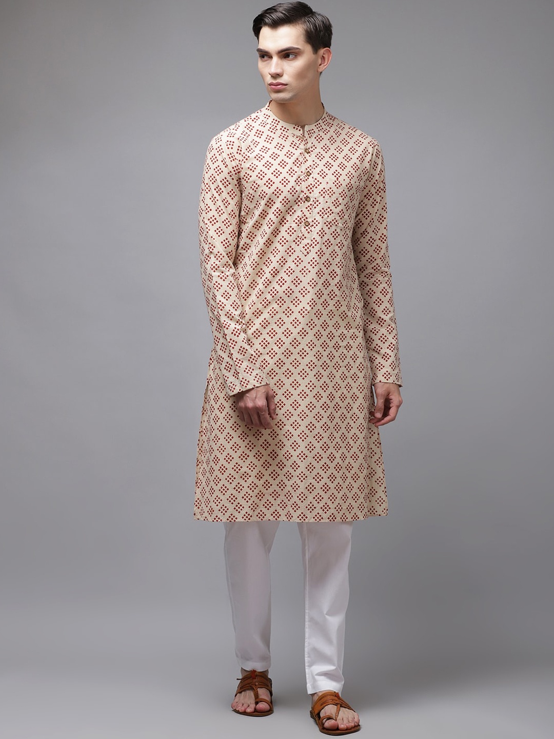 

See Designs Men Geometric Printed Handloom Cotton Kurta, Beige