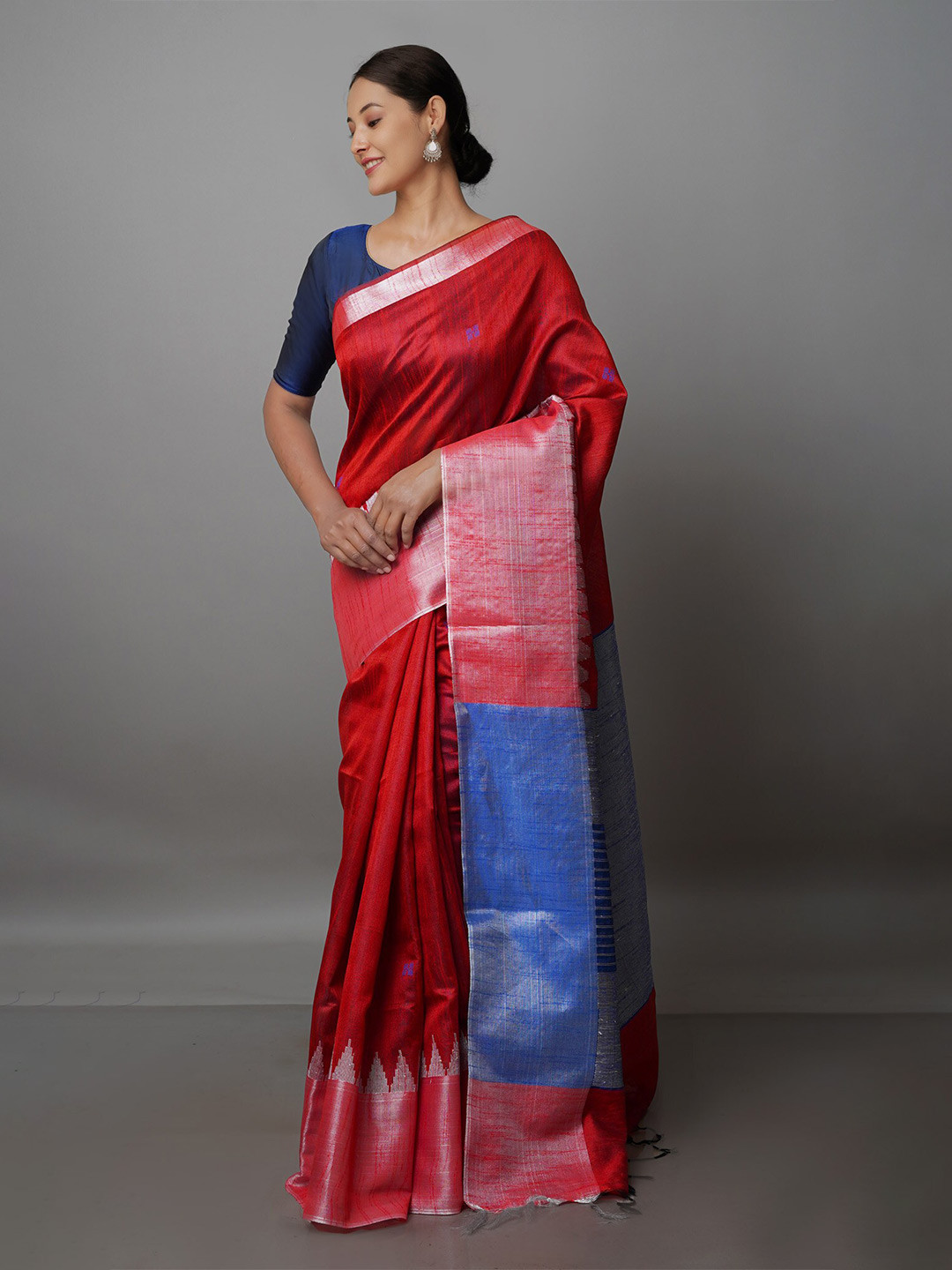 

Unnati Silks Woven Design Zari Silk Blend Bhagalpuri Saree, Red