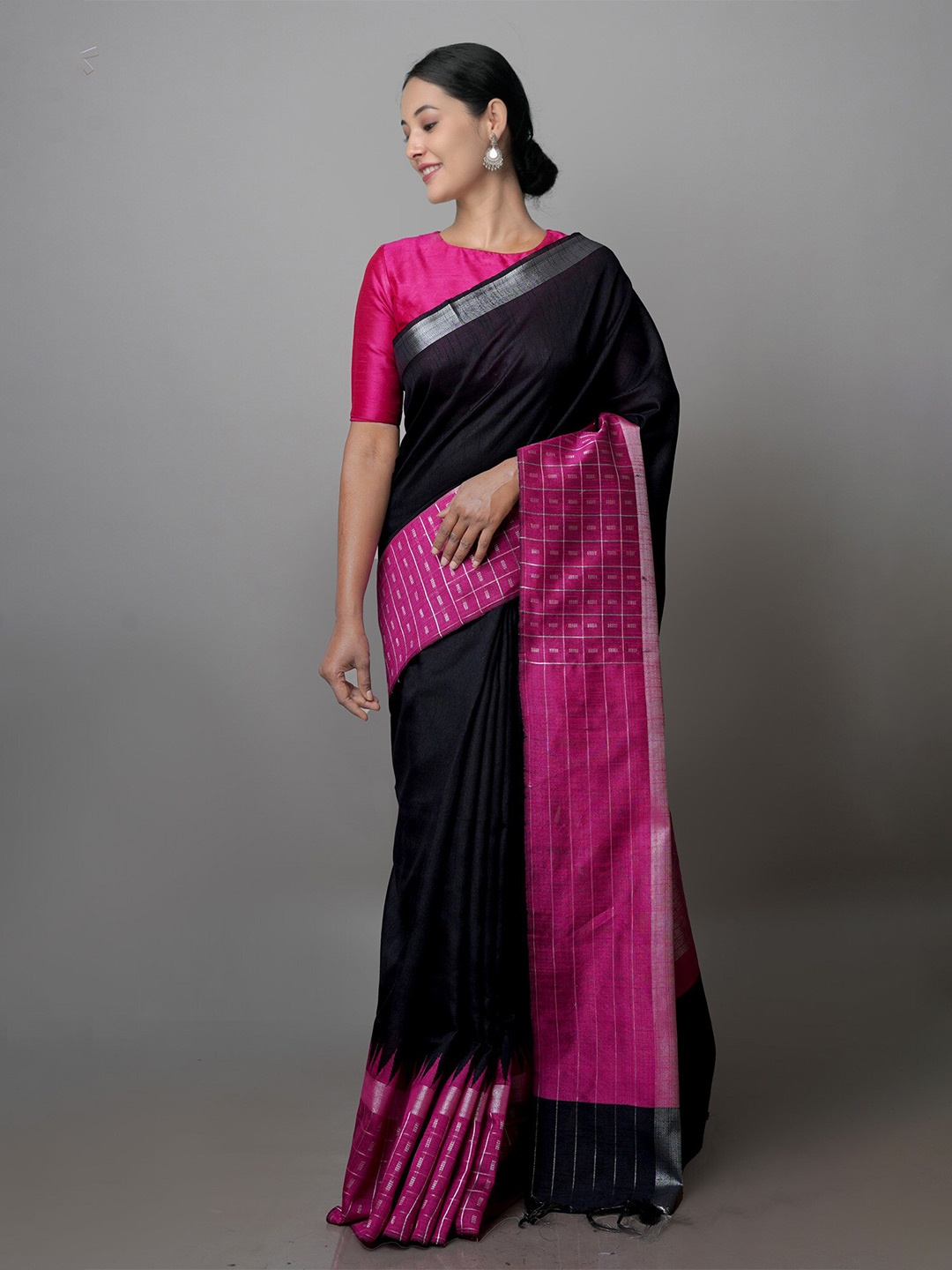 

Unnati Silks Colourblocked Zari Silk Blend Bhagalpuri Saree, Black