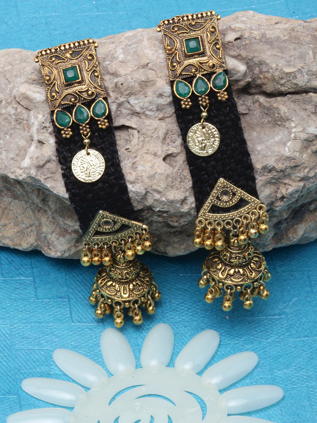

DIVA WALK Contemporary Drop Earrings, Gold