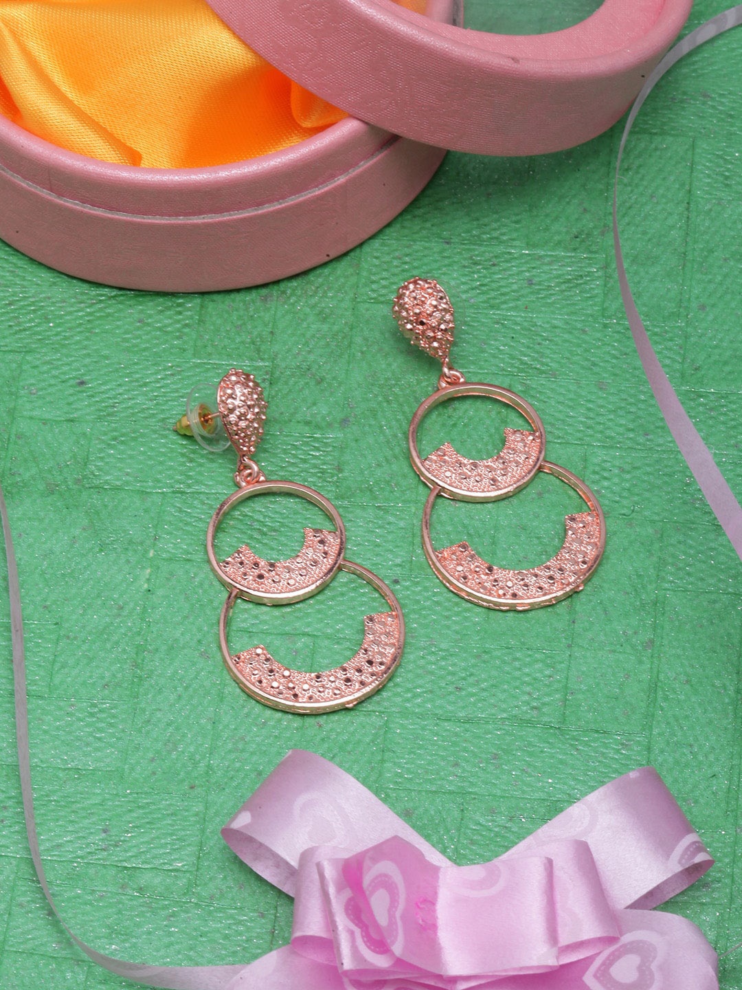 

DIVA WALK Rose Gold-Plated Contemporary Drop Earrings