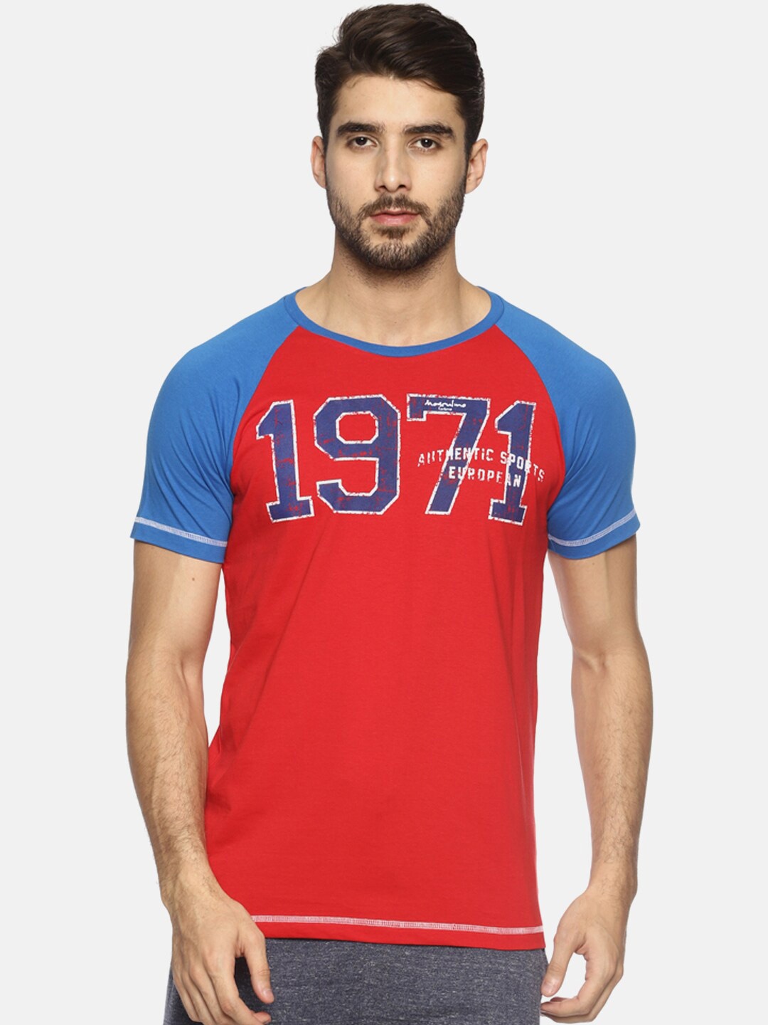 

Masculino Latino Varsity Printed Cotton T-shirt, Red