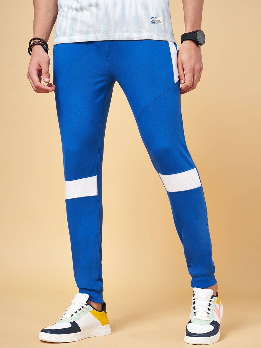 

People Men Colourblocked Detail Slim-Fit Joggers, Blue