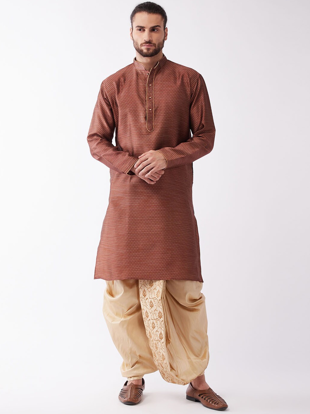 

VASTRAMAY Men Woven Design Thread Work Kurta with Dhoti Pants, Maroon