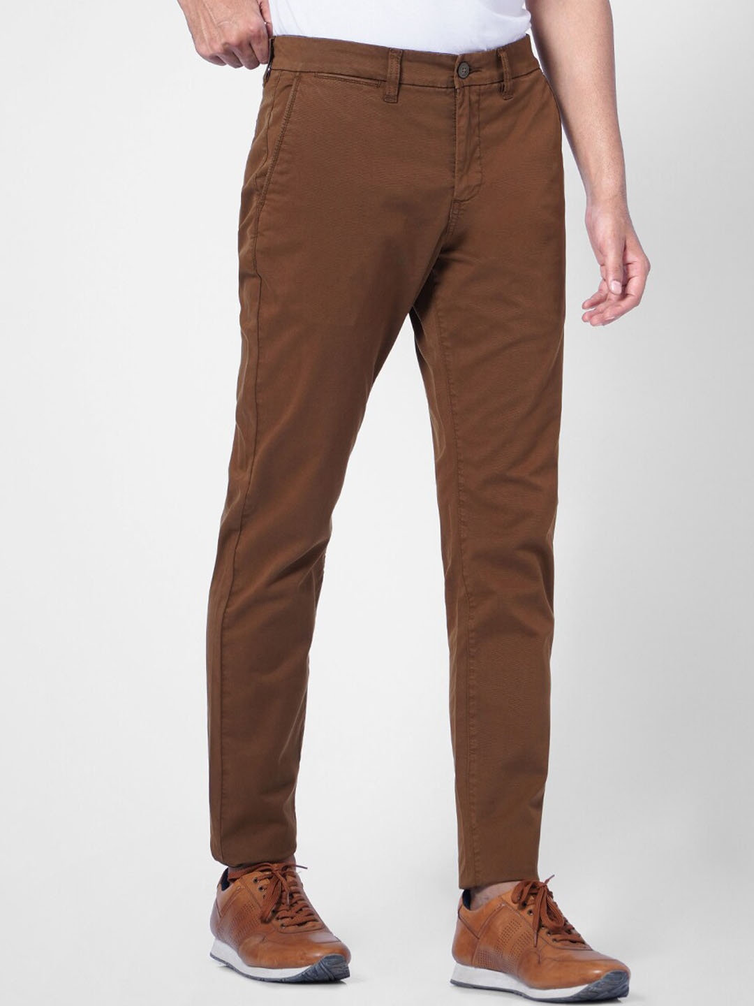 

Jack & Jones Men Regular-Fit Chinos, Brown