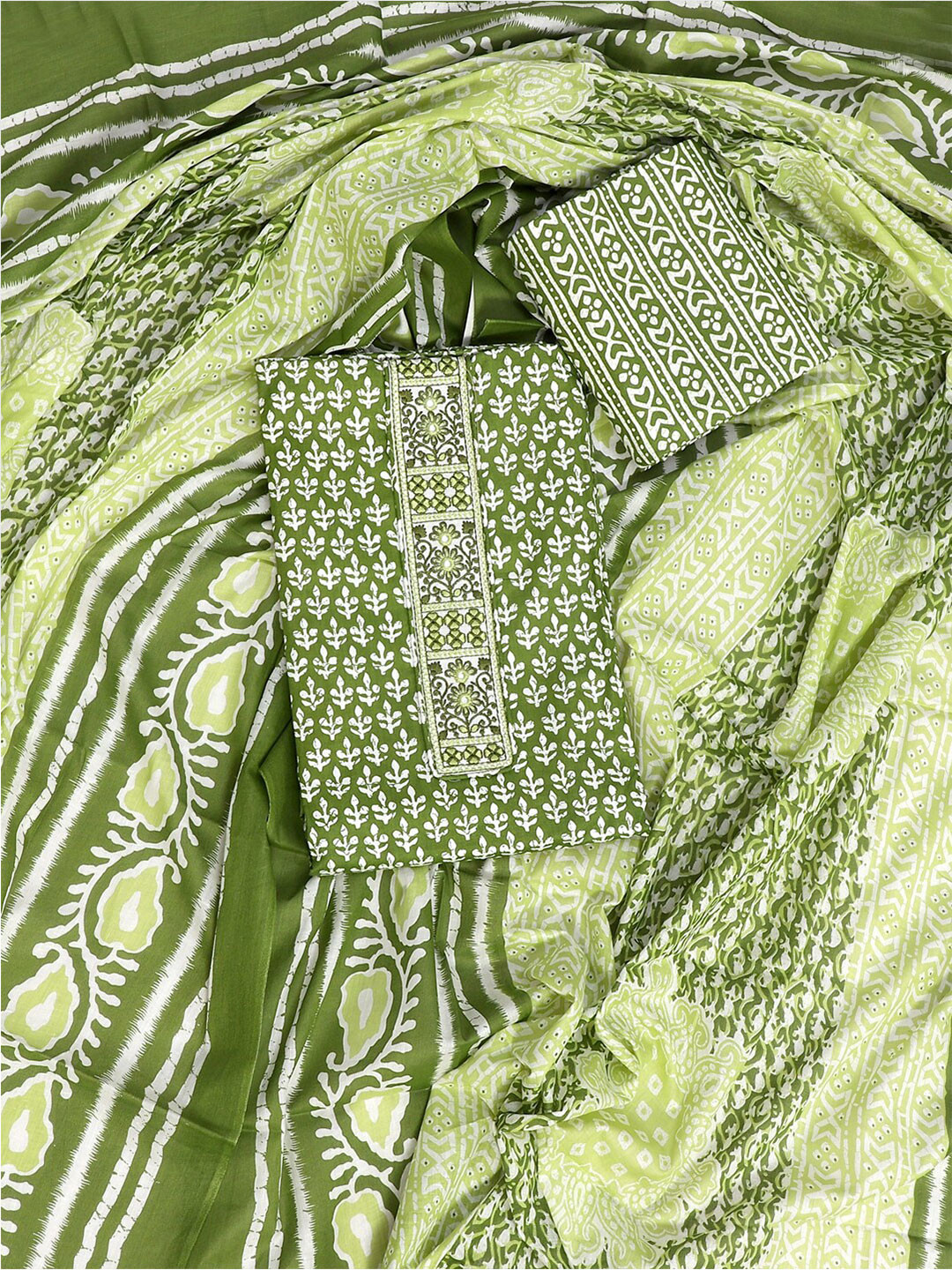 

SALWAR STUDIO Printed Pure Cotton Unstitched Dress Material, Green