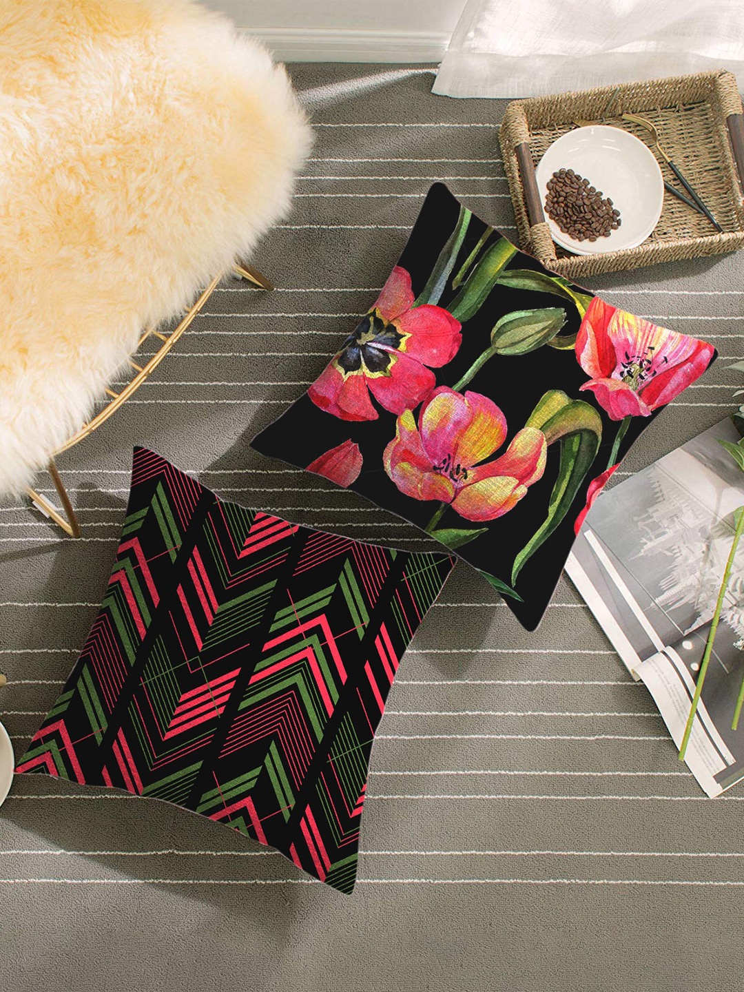 

HOUZZCODE Black & Pink Set of 2 Floral Square Cushion Covers