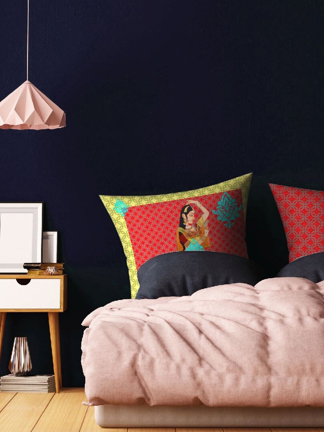 

HOUZZCODE Red & Green Set of 2 Ethnic Motifs Square Cushion Covers
