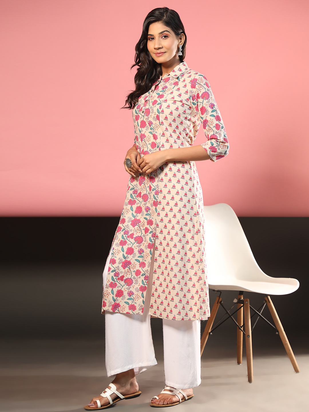

Vbuyz Women Floral Printed Cotton Kurta, Pink