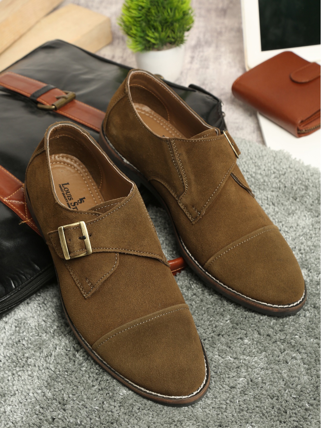 

LOUIS STITCH Men Suede Loafers, Olive
