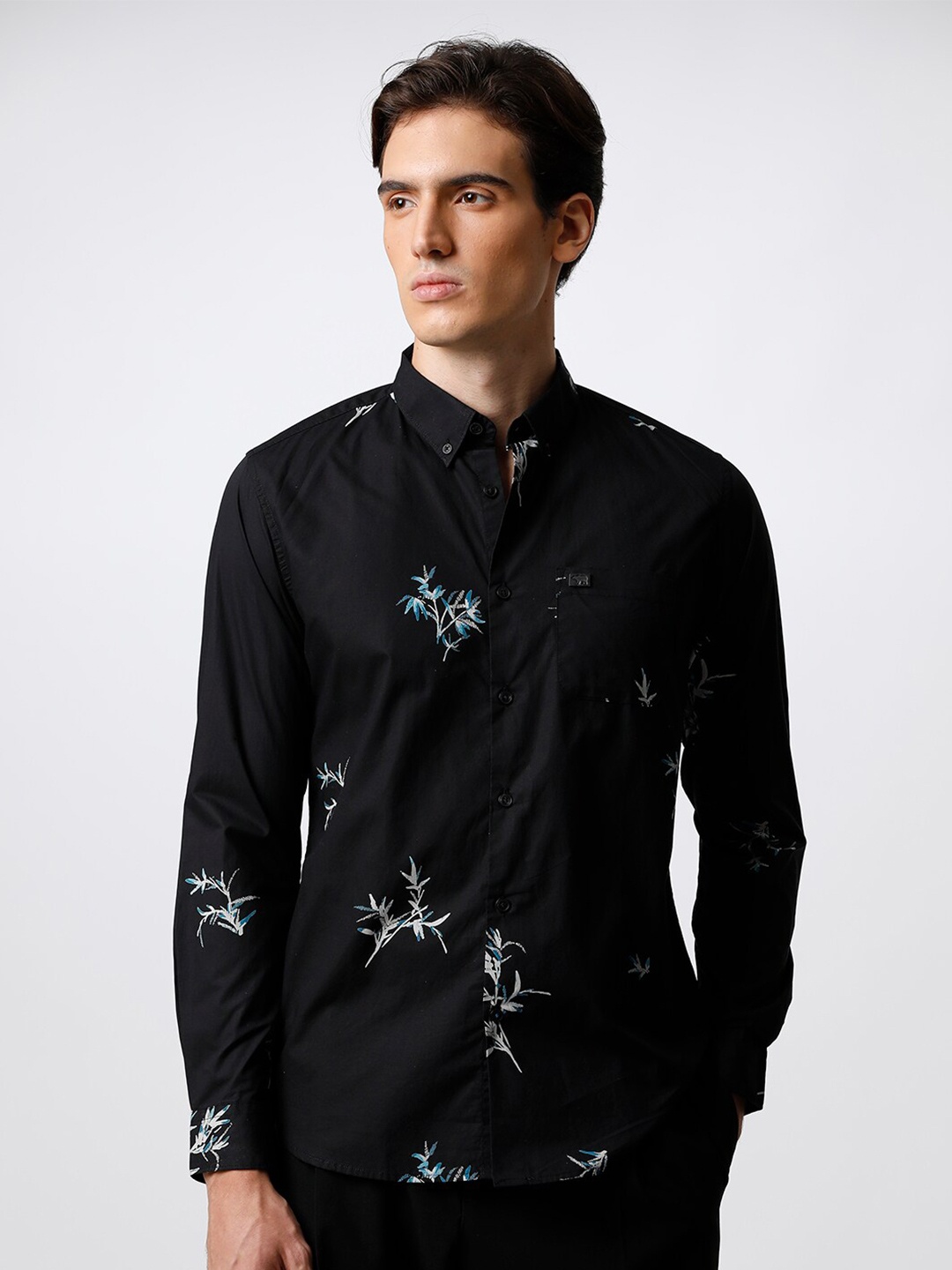 

THE BEAR HOUSE Men Slim Fit Floral Printed Casual Shirt, Black