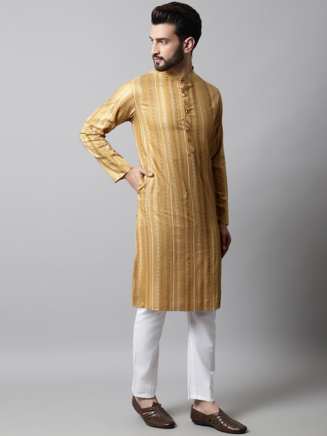 

Jompers Men Printed Pure Cotton Kurta with Pyjamas, Beige
