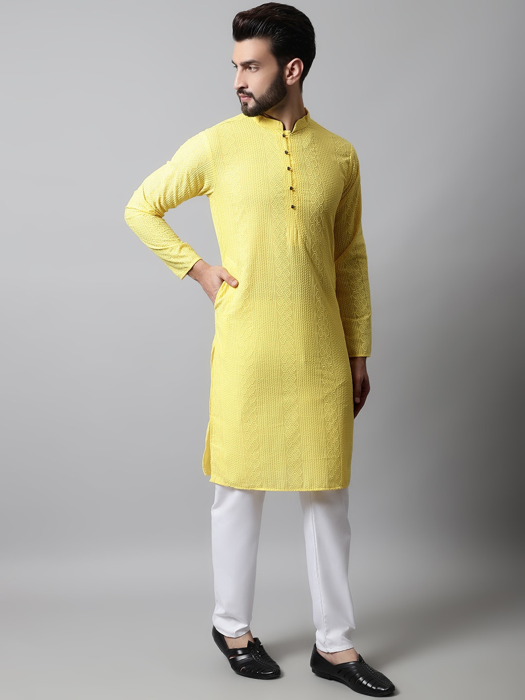 

Jompers Men Ethnic Motifs Embroidered Mandarin Collar Pure Cotton Kurta with Pyjamas, Yellow