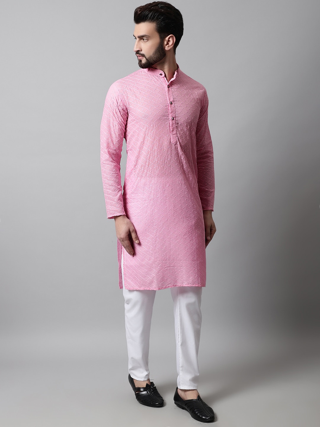 

Jompers Men Ethnic Motifs Embroidered Pure Cotton Kurta with Pyjamas, Pink