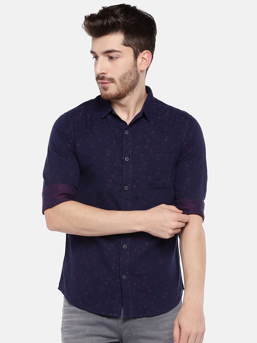 

SPYKAR Men Red Slim Fit Self Design Casual Shirt