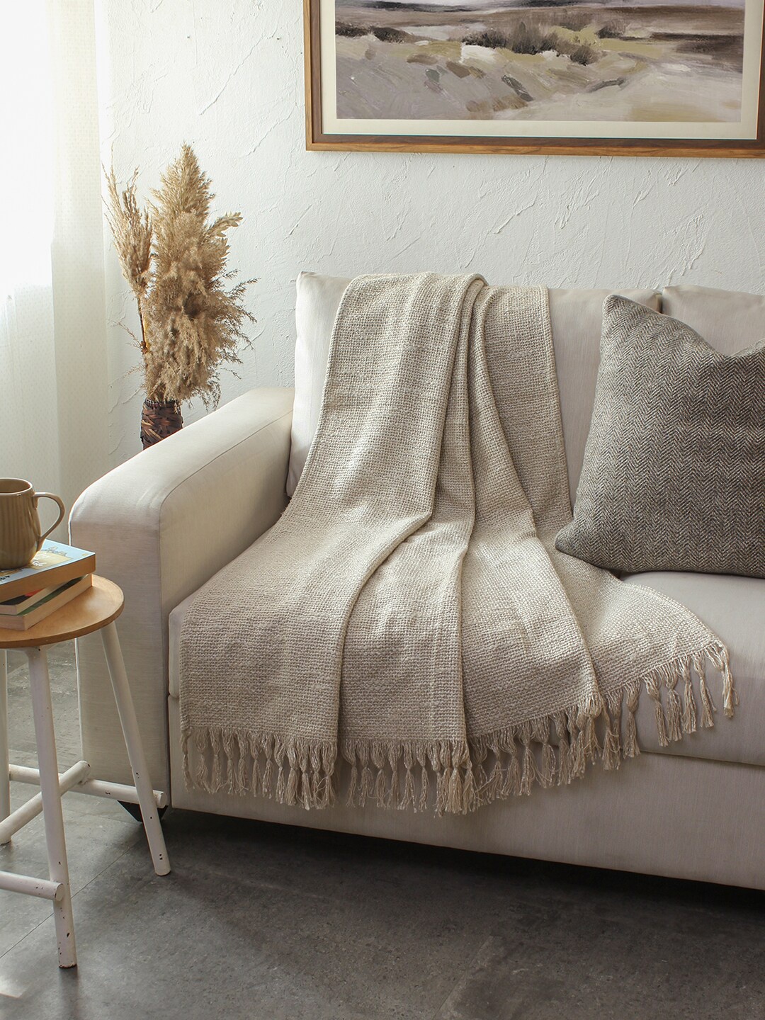 

House This Nilgiri Off-White Self Design Throws