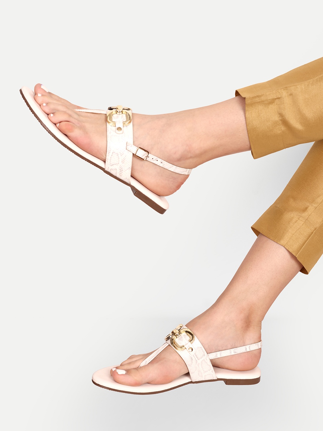 

Inc 5 Women T-Strap Open Toe Flats, White