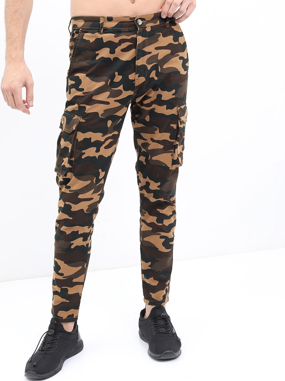 

HIGHLANDER Men Camouflage Printed Slim Fit Cargos Trouser, Khaki