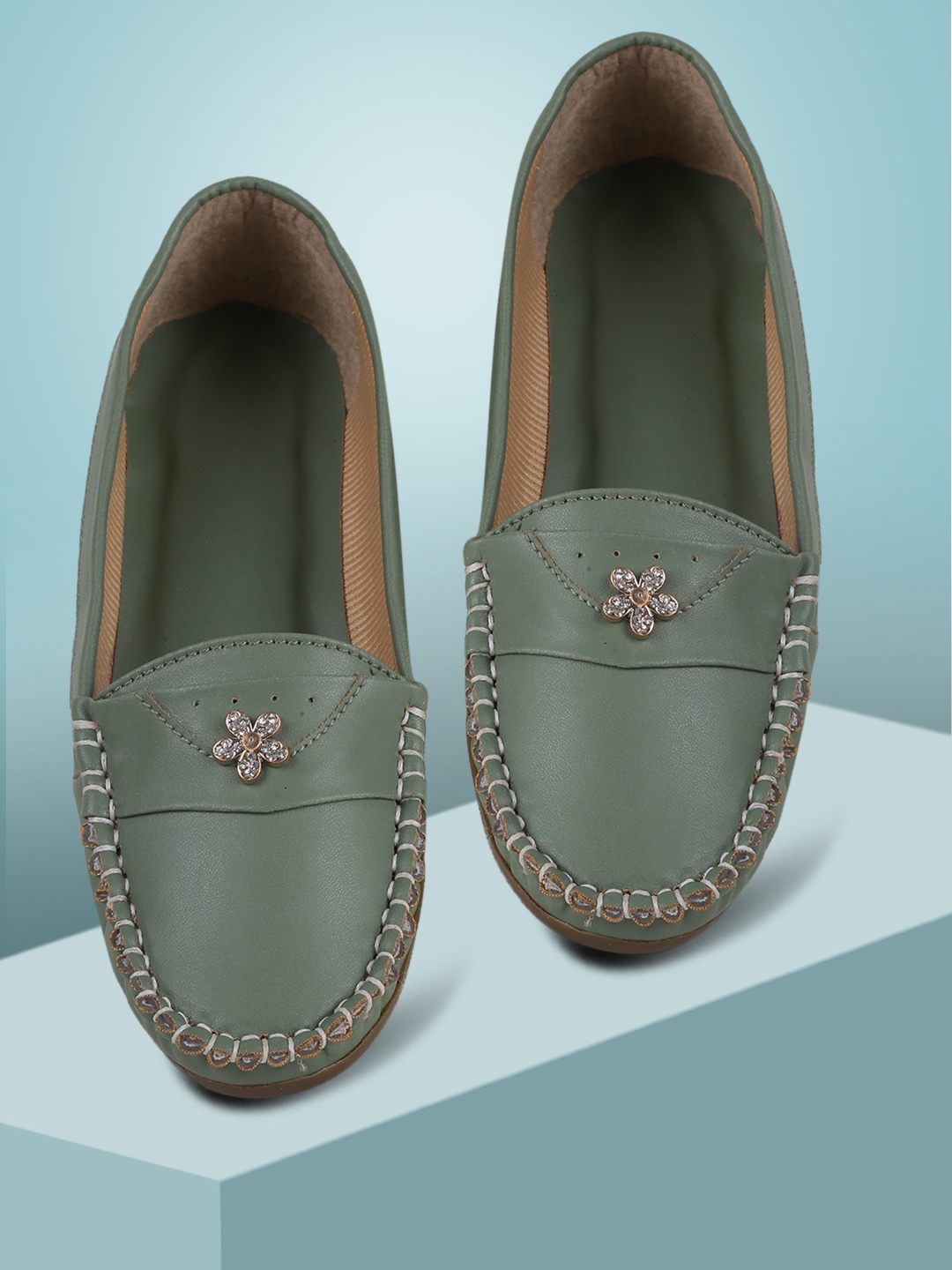 

PERY PAO Women Ballerinas with Bows Flats, Olive