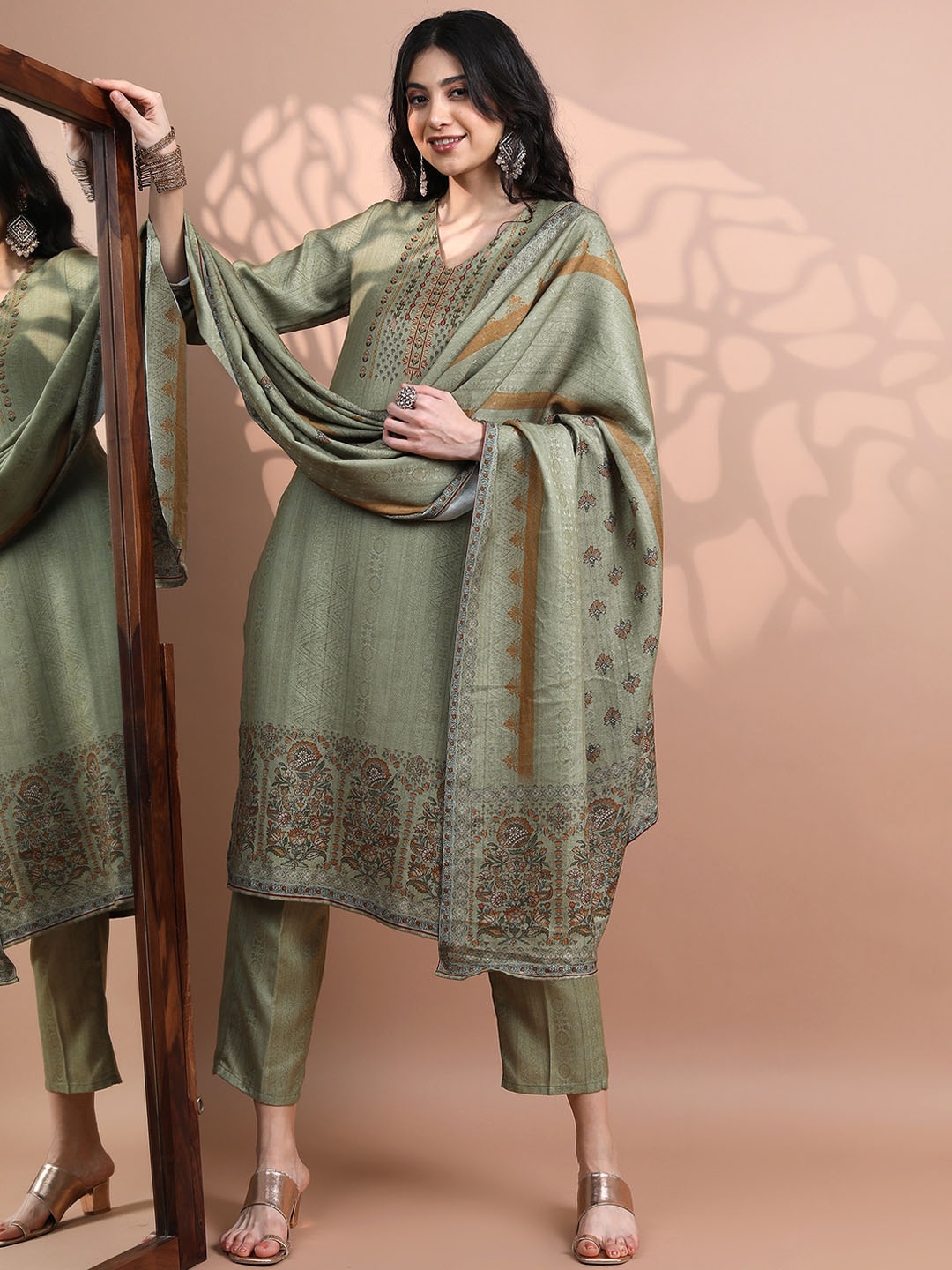 

Vishudh Ethnic Motifs Printed Faux Pashmina Kurta with Palazzos & Dupatta, Green