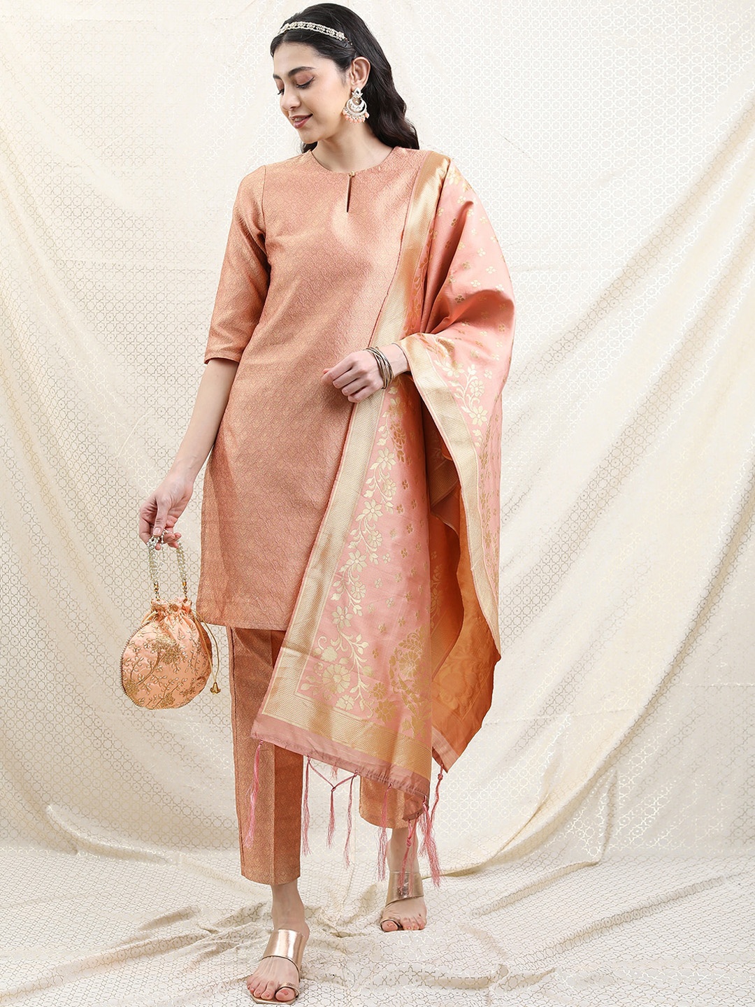 

Vishudh Women Ethnic Motifs Brocade Zari Kurta with Trousers & Dupatta, Pink