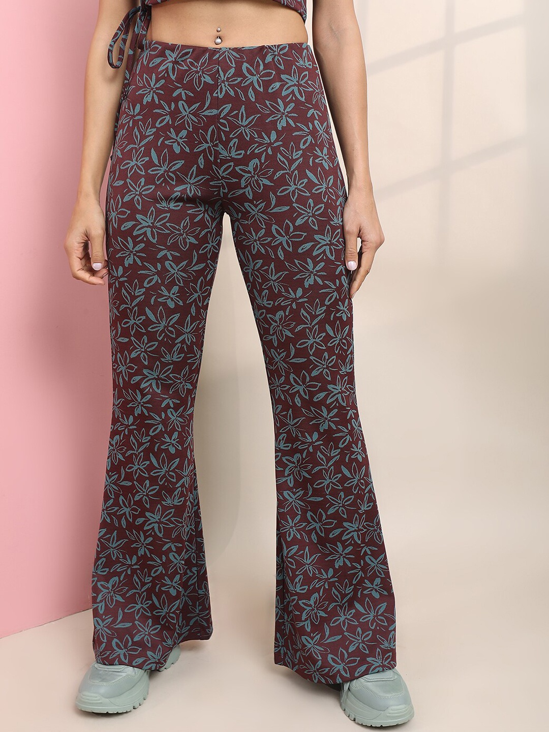 

Tokyo Talkies Women Jacquard Bootcut Trouser, Burgundy