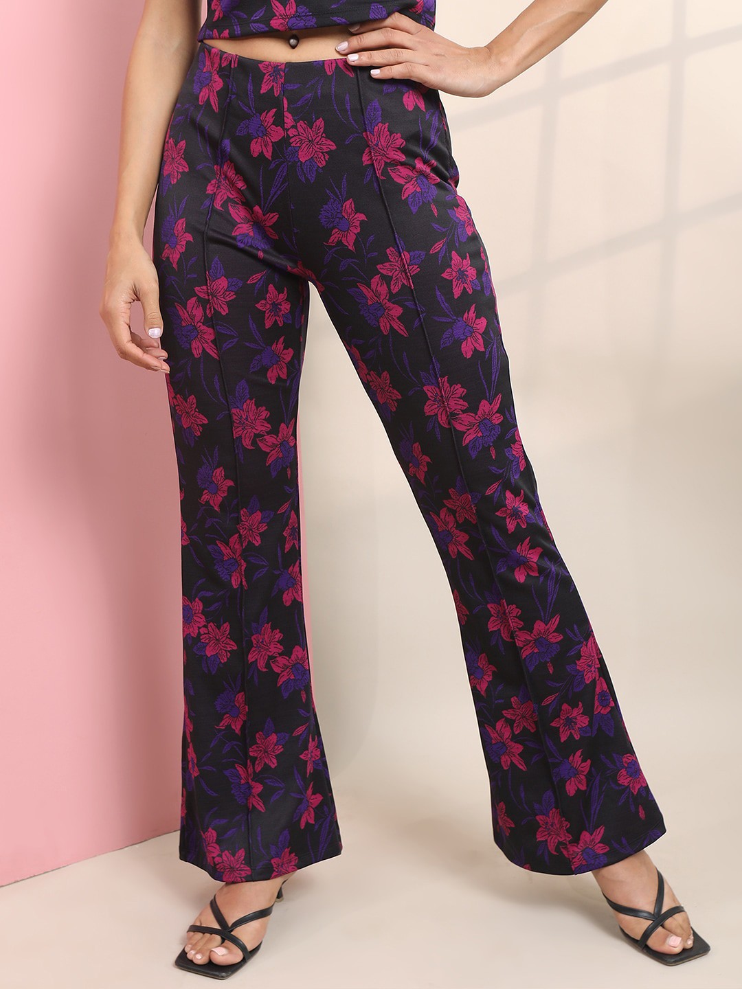 

Tokyo Talkies Women Printed Slim Fit Bootcut Trousers, Multi