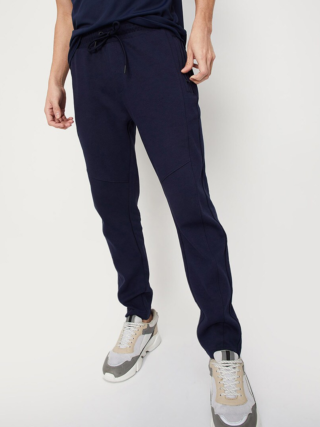 

max Men Regular-Fit Track Pant, Navy blue