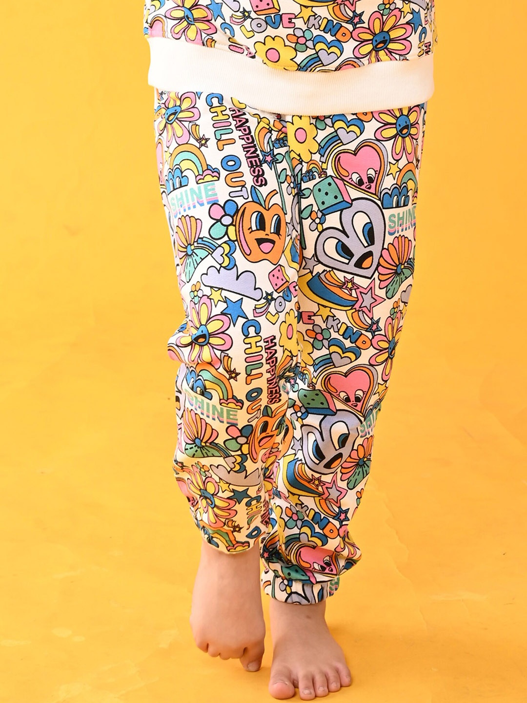 

Anthrilo Girls Printed Fleece Joggers, White
