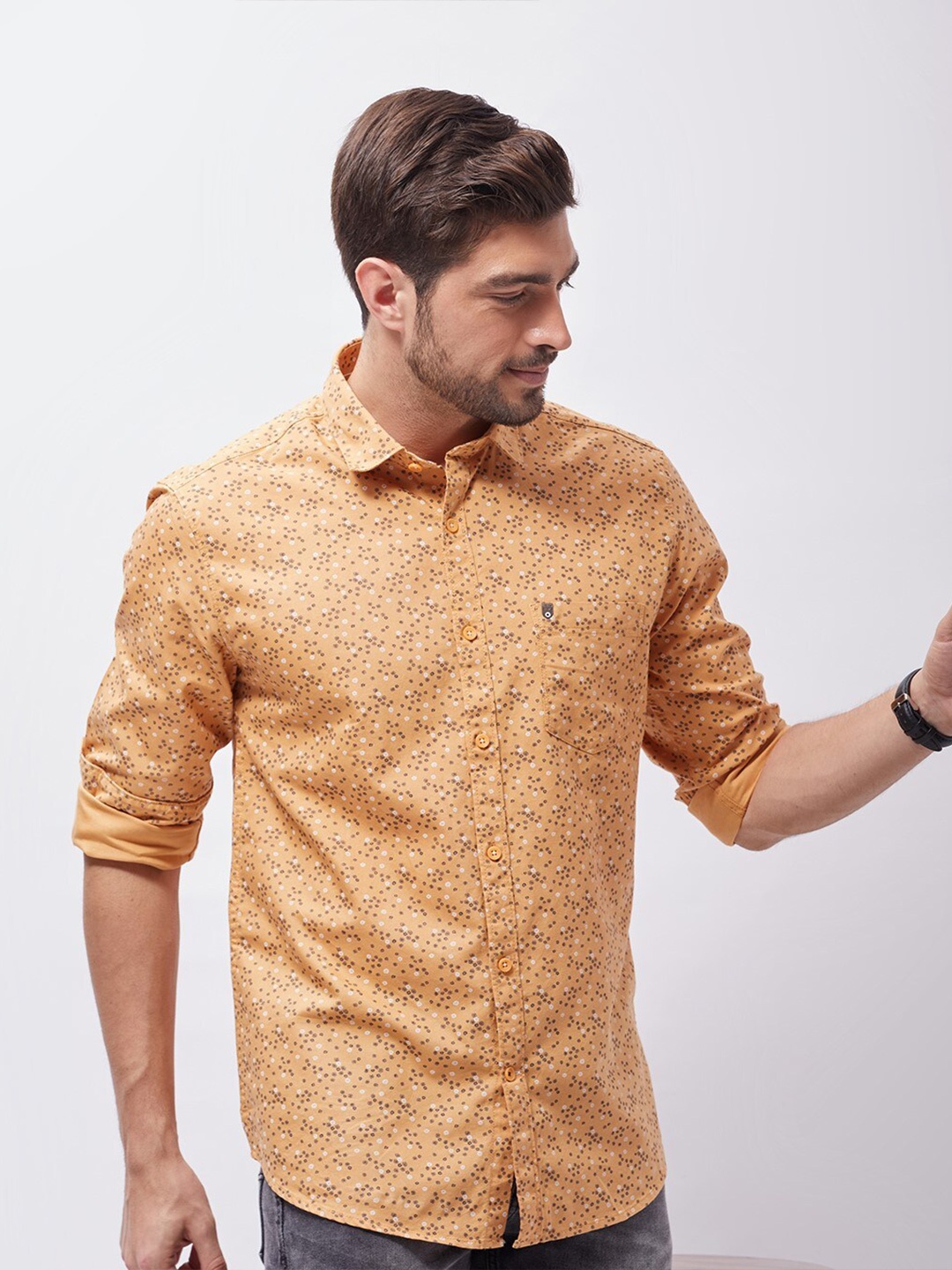 

Oxemberg Men Printed Cotton Slim Fit Casual Shirt, Mustard