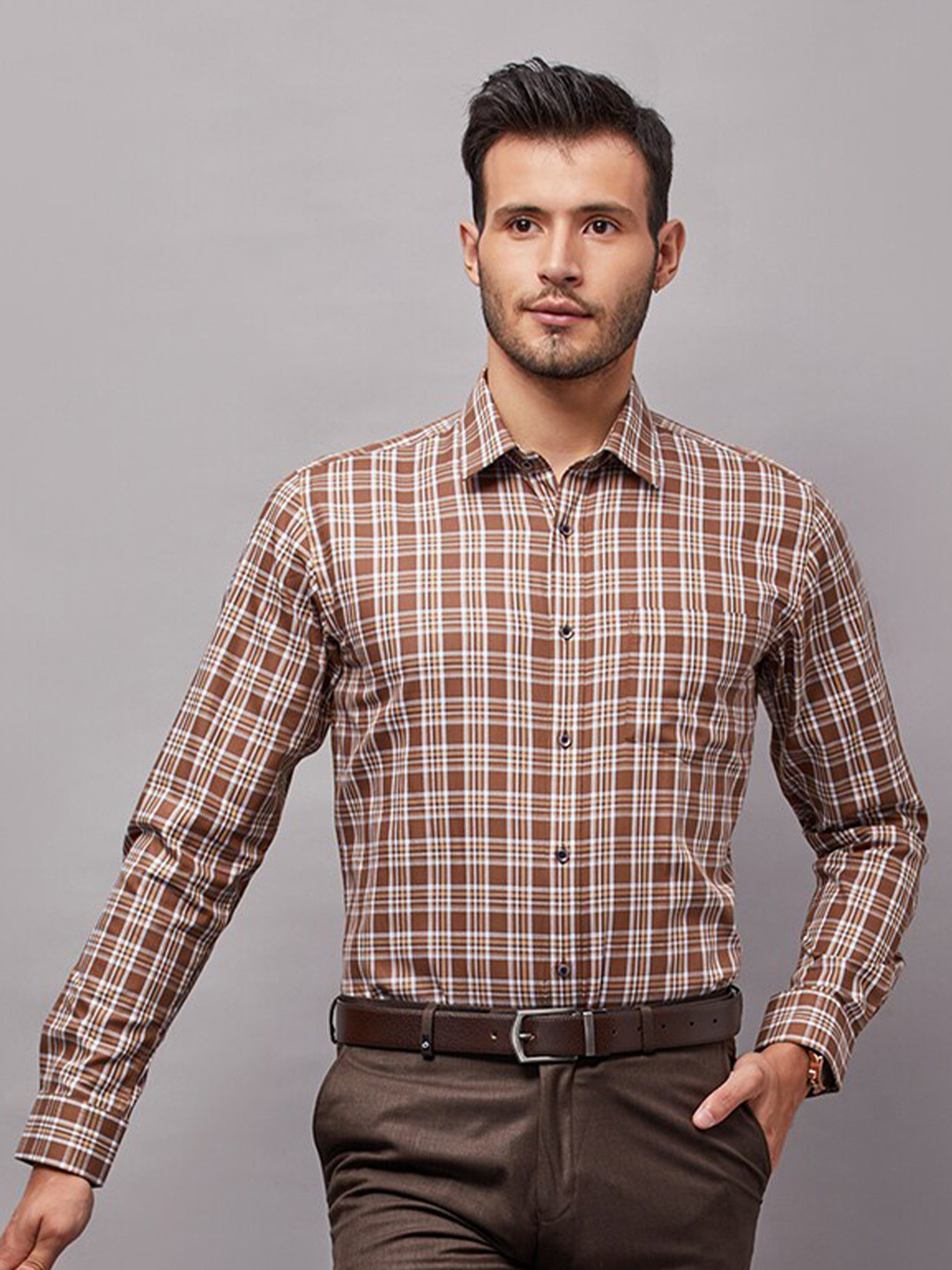 

Oxemberg Men Classic Slim Fit Checked Cotton Formal Shirt, Brown