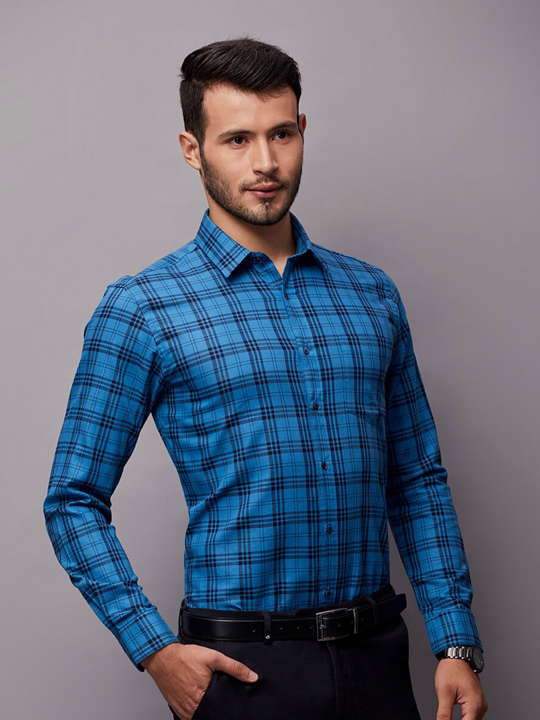 

Oxemberg Men Classic Slim Fit Checked Formal Shirt, Blue