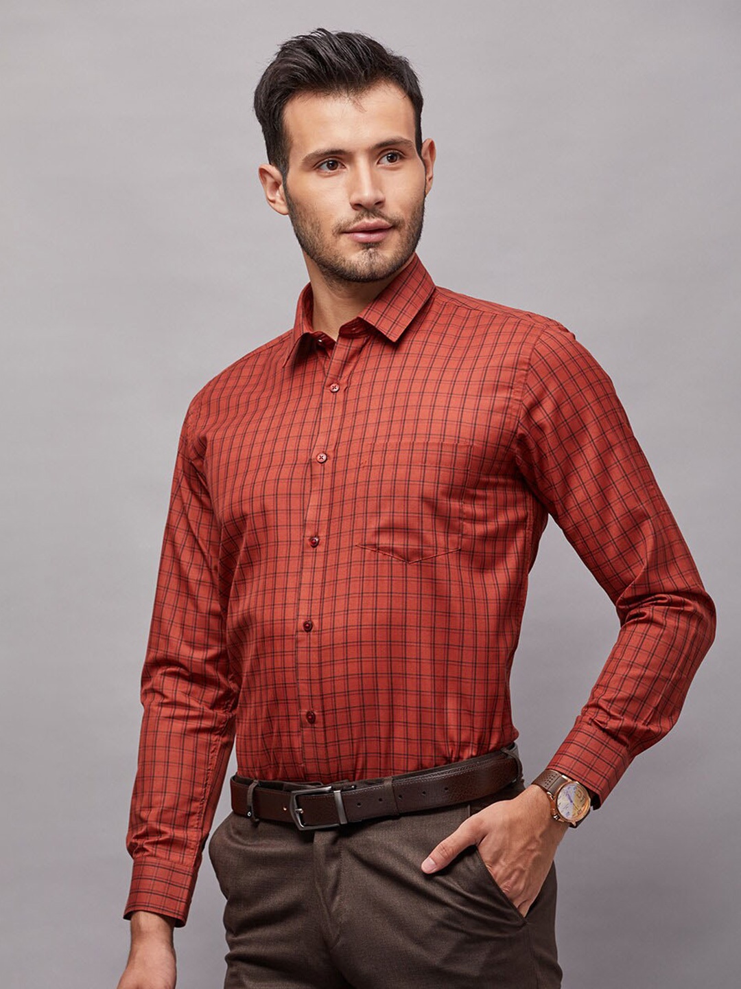 

Oxemberg Men Checked Slim Fit Formal Shirt, Rust