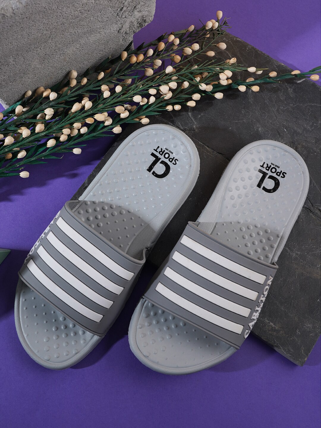 

Carlton London sports Men Striped Sliders, Grey