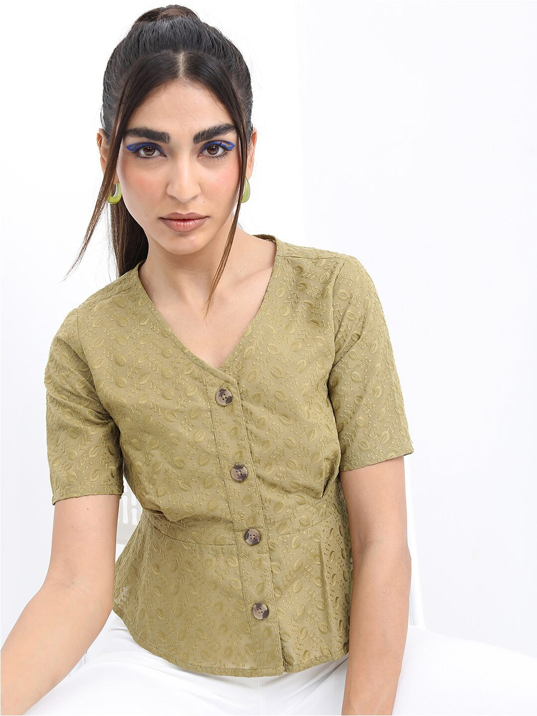 

Tokyo Talkies Self Design V-Neck Top, Green