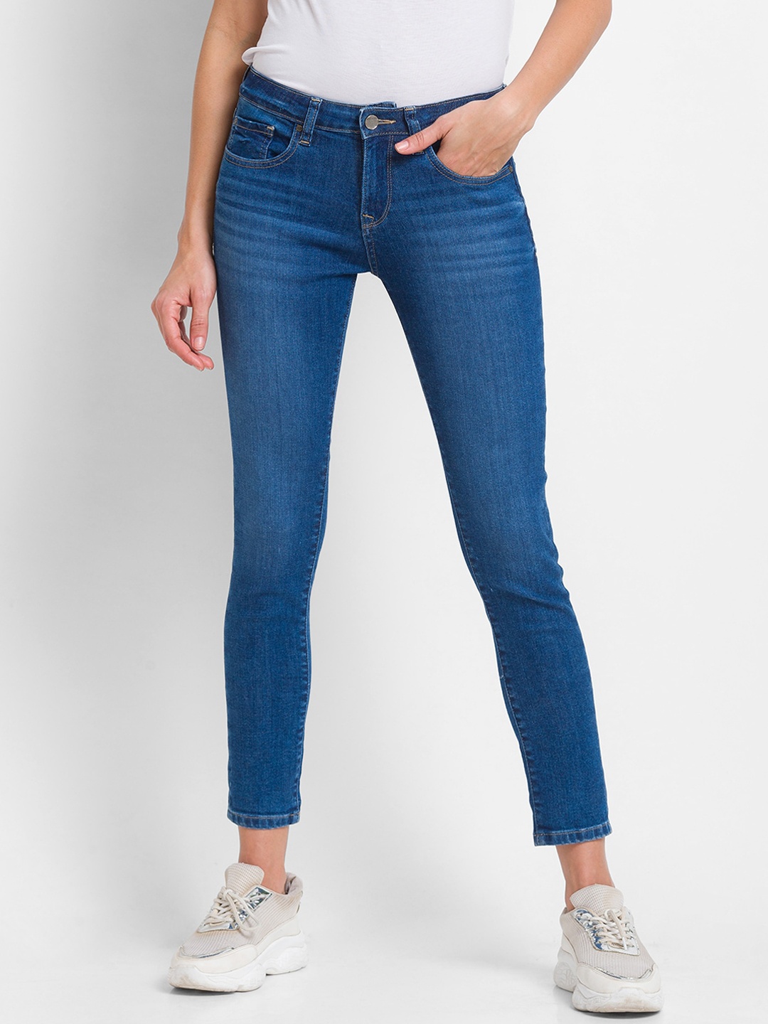 

SPYKAR Women Super Skinny Fit Light Fade Stretchable Jeans, Blue