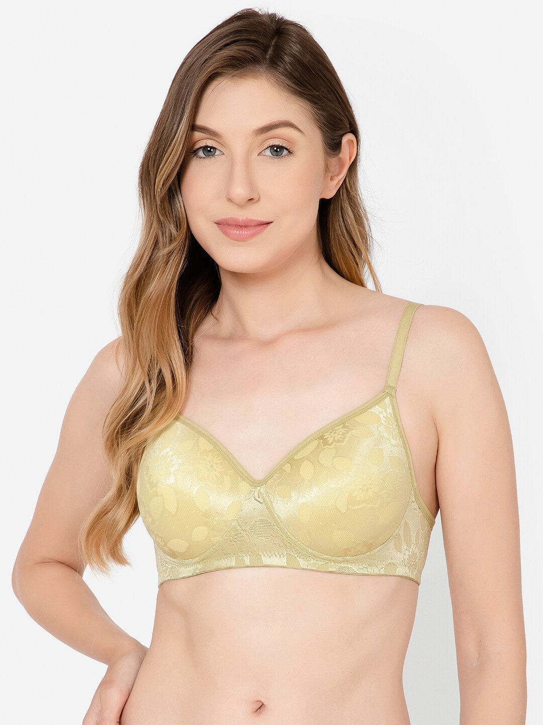 

Clovia Lace Padded Non-Wired Full Cup Bra, Green