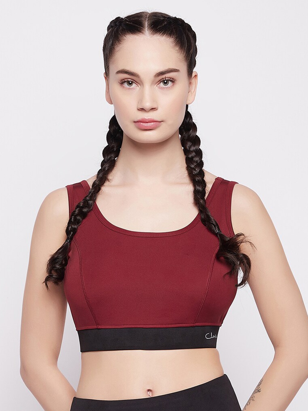 

Clovia Padded Medium Impact Active Sports Bra BRS026P09S, Maroon