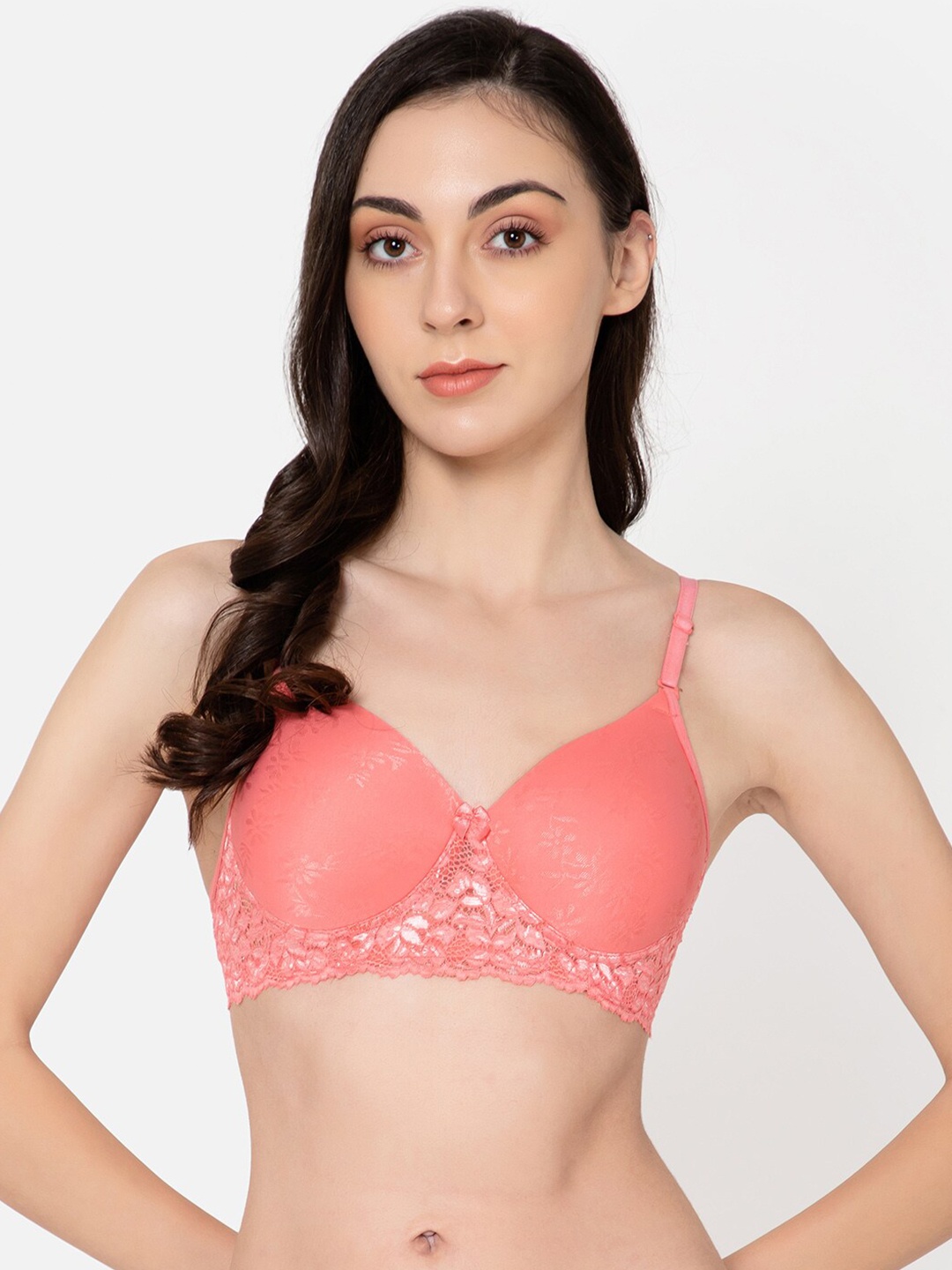 

Clovia Padded Non-Wired Full Cup Multiway Floral Lace Patterned T-Shirt Bra, Peach