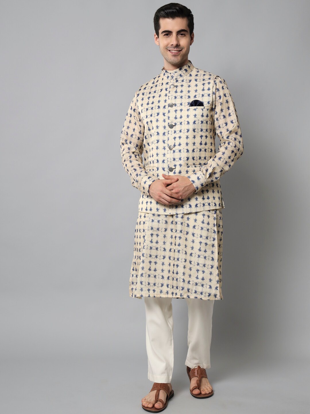 

MAXENCE Men Printed Nehru Jacket, Yellow