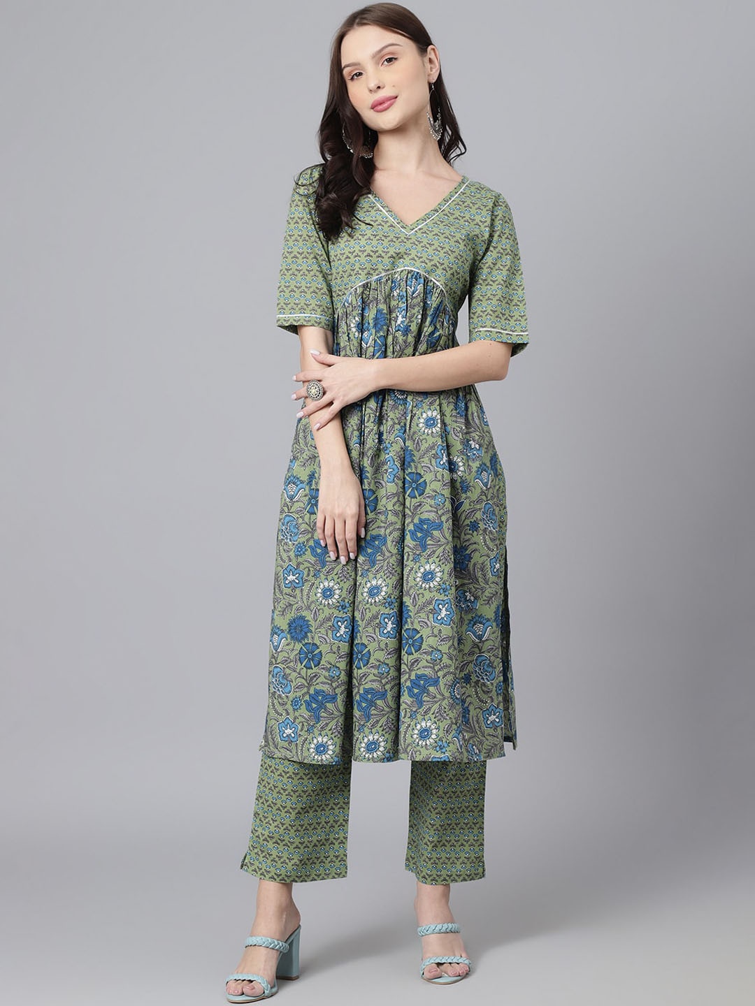 

DECKEDUP V-Neck Printed Pure Cotton Kurta, Green