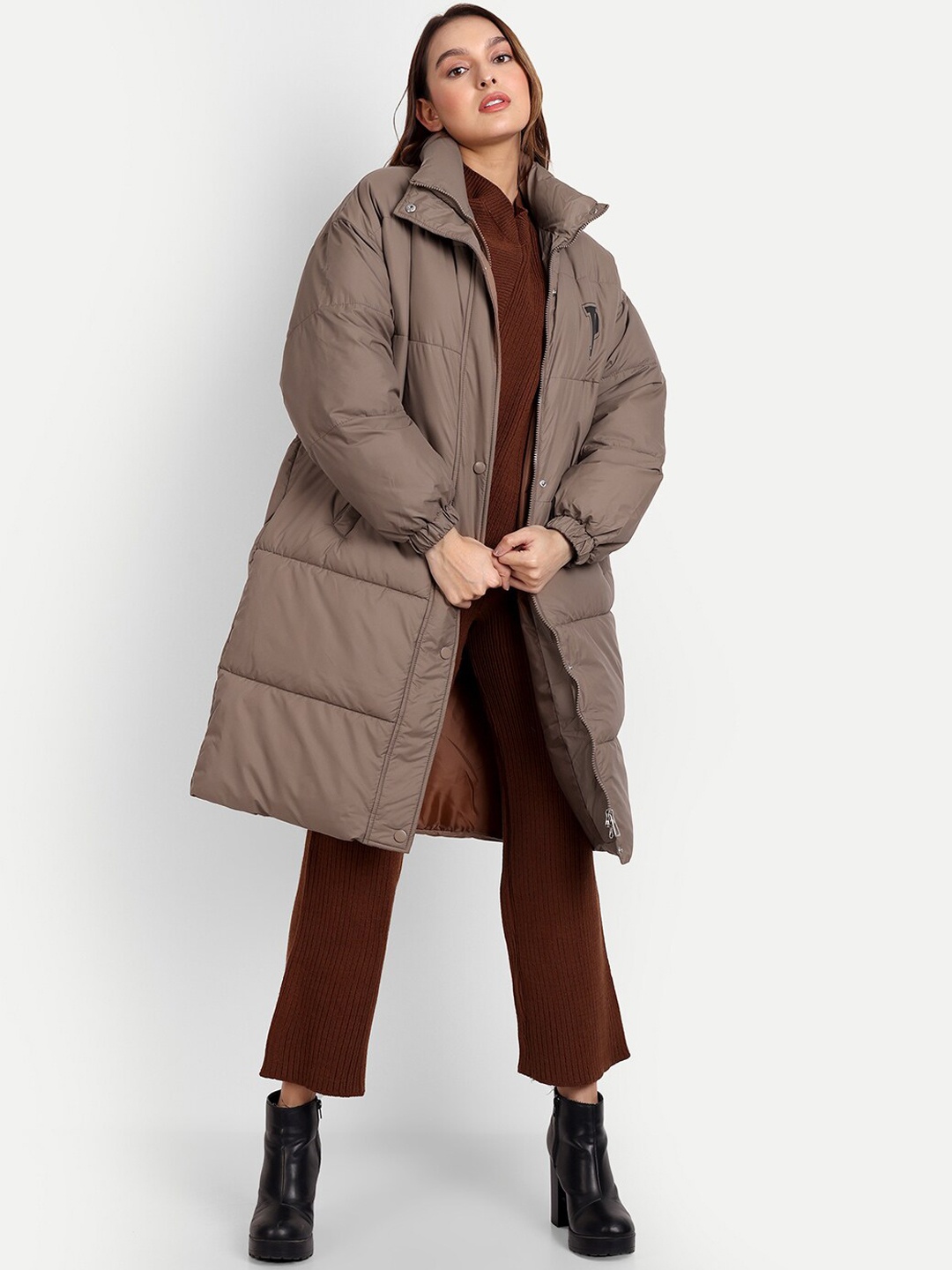 

iki chic Women Lightweight Longline Puffer Jacket, Brown