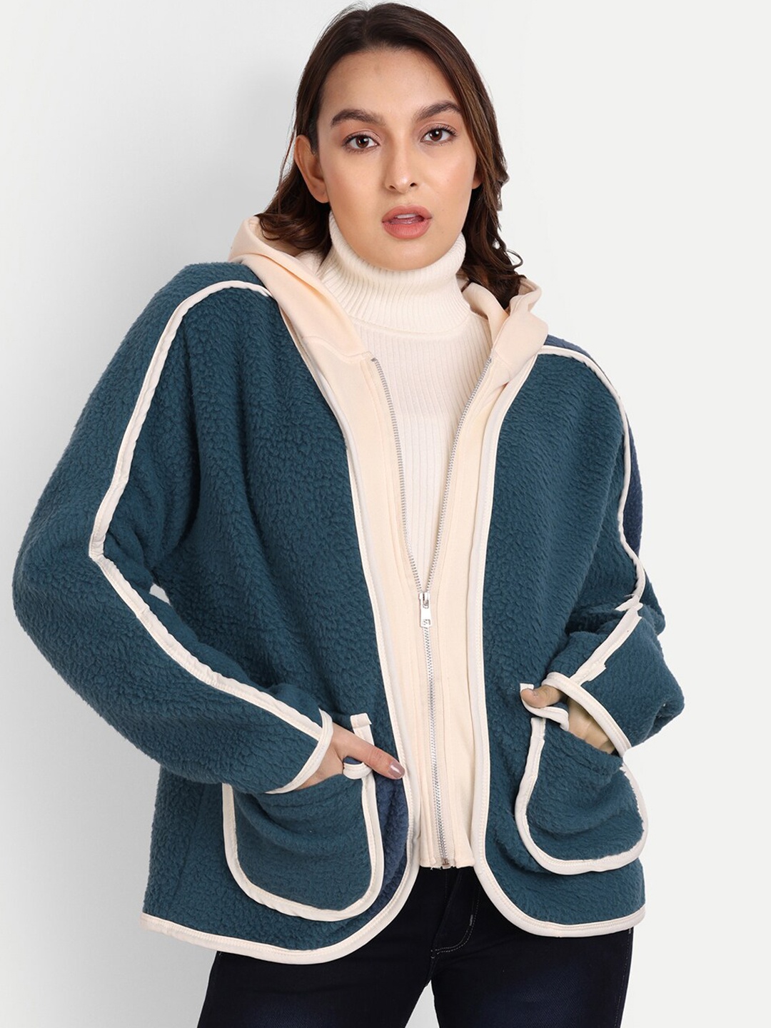 

iki chic Women Colourblocked Fleece Lightweight Longline Tailored Jacket, Navy blue
