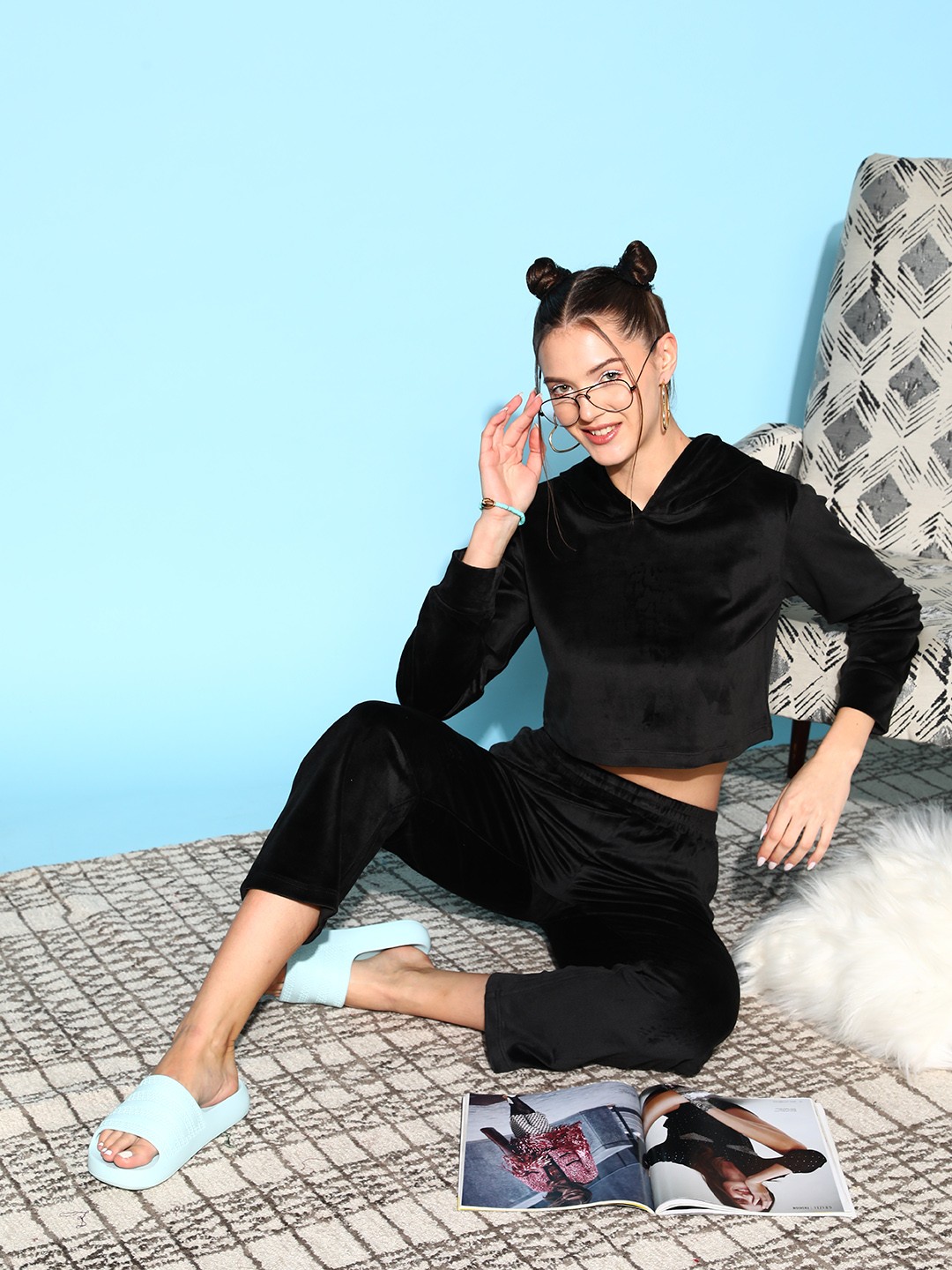 

ETC Women Black Velvet Night Suit