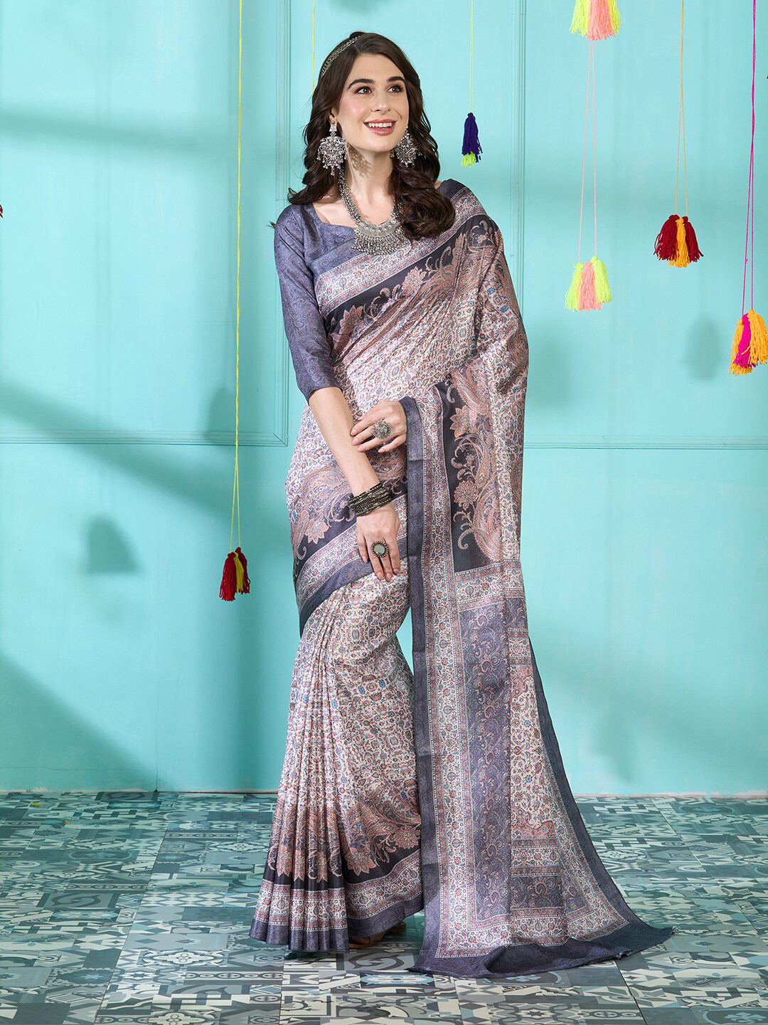 

Saree mall Ethnic Motifs Printed Bagh Traditional Sarees, Cream