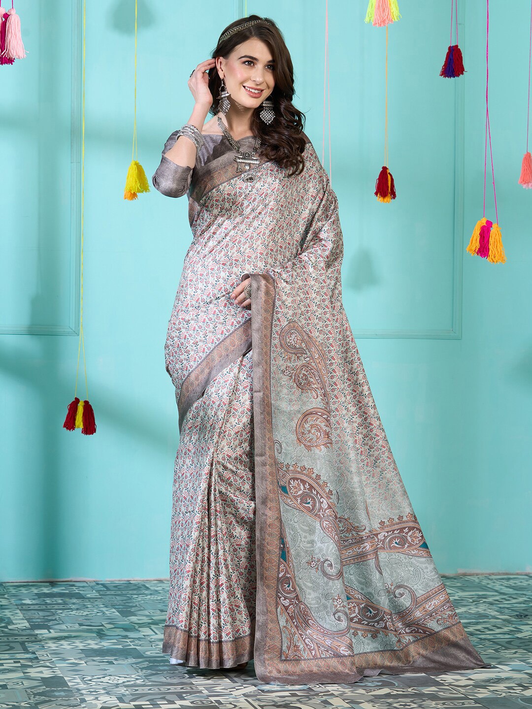 

Saree mall Floral Printed Bagh Sarees, Green
