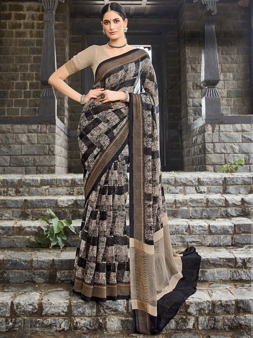 

Saree mall Abstract Block Print Sarees, Black
