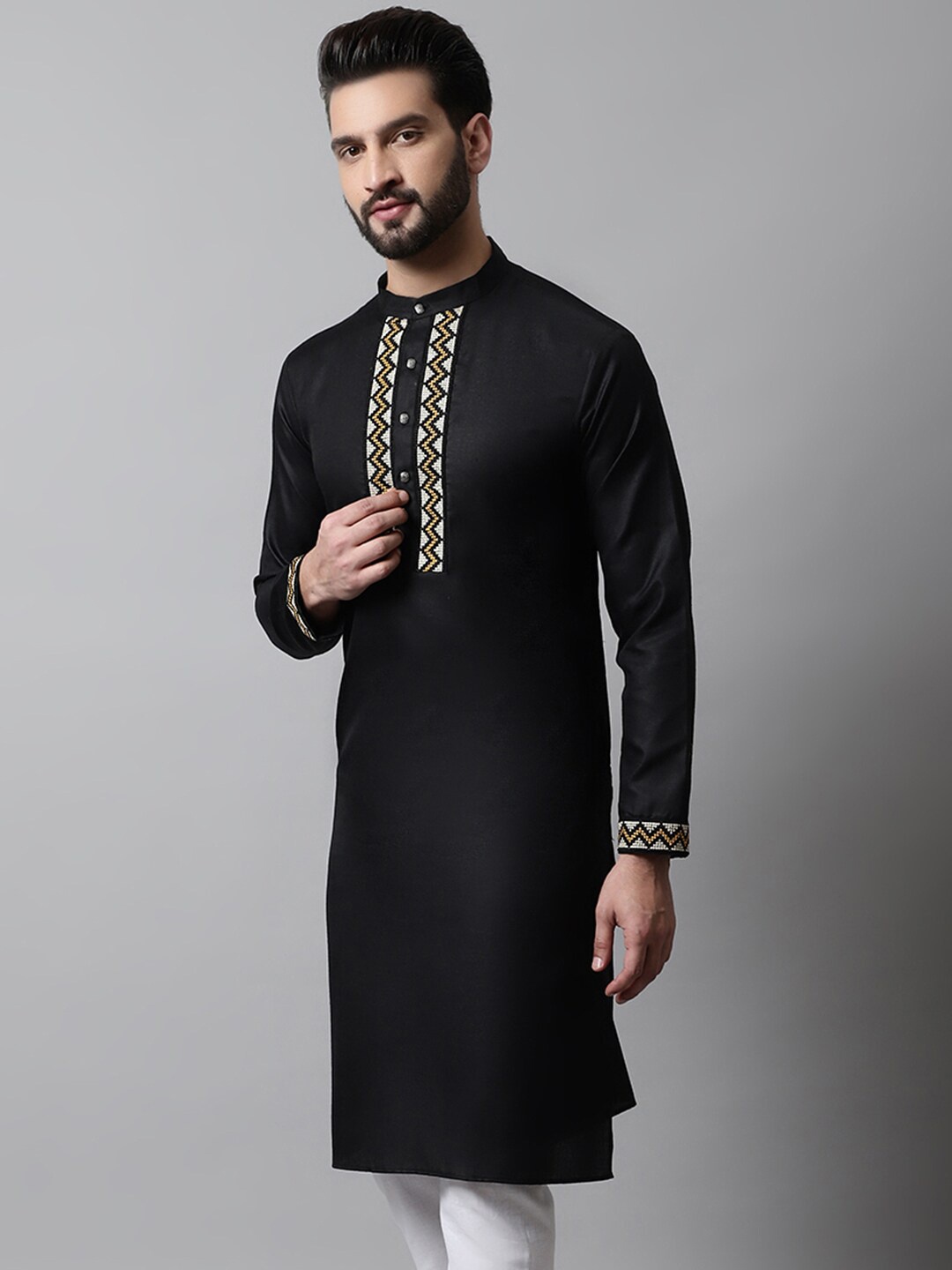 

Jompers Men Geometric Yoke Design Pure Cotton Kurta, Black