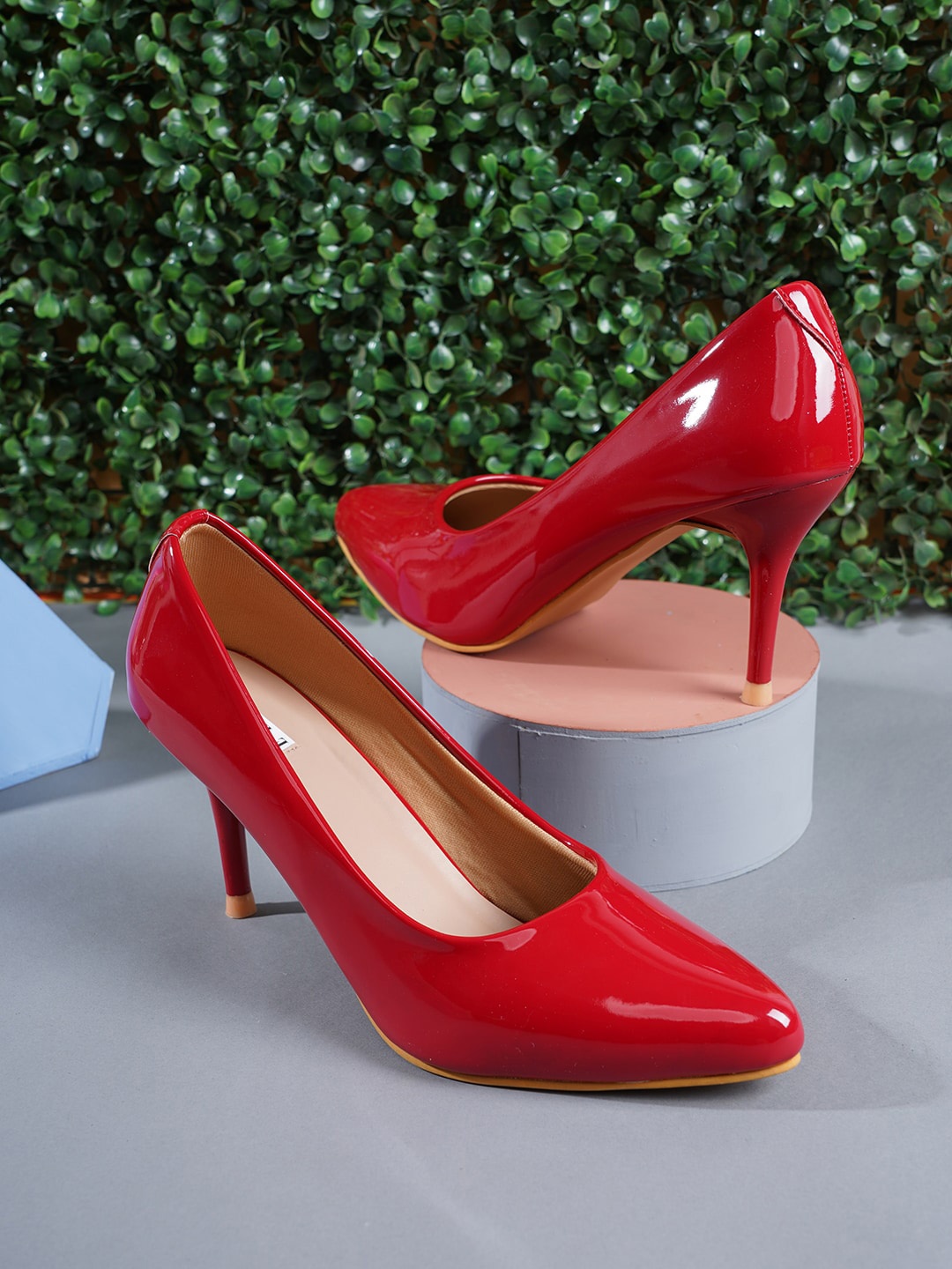 

ELLE Women Solid Slim Pumps, Red